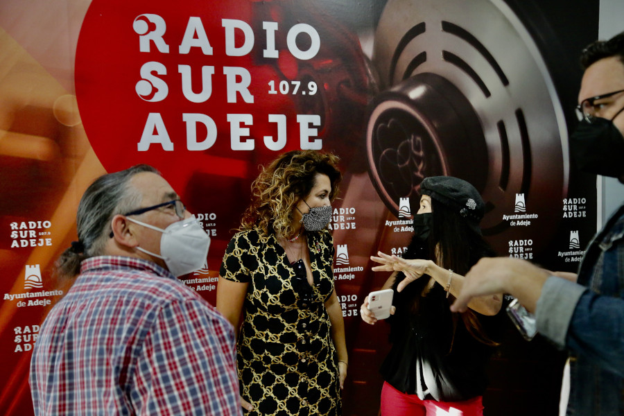 Gina Damalfi w Radio Sur Adeje - wywiad